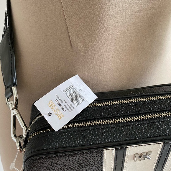 COPY - MK Camera Bag - Picture 5 of 8